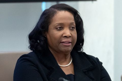 US-Präsident Trump will Fed-Vorstandsmitglied Cook angeblich wegen Hypothekenbetrugs loswerden. (Archivbild) Foto: Mark Schiefel