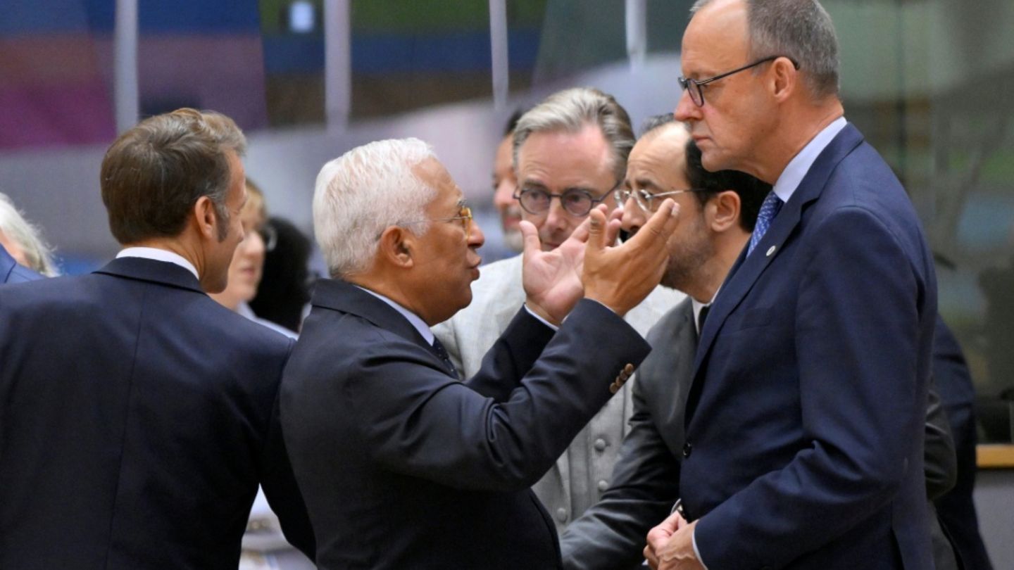 Merz (r.) im Oktober in Brüssel