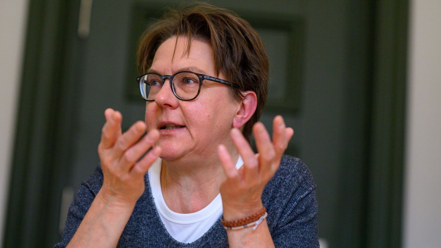 Doreen Rosenbaum ist Zeugenbetreuerin beim Sozialen Dienst der Justiz Sachsen-Anhalt. Foto: Klaus-Dietmar Gabbert/dpa