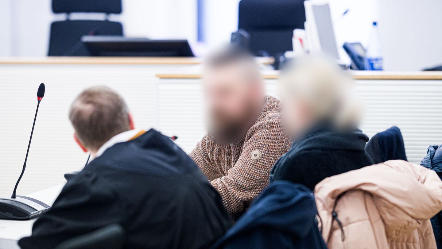 Ein Paar wurde in Braunschweig verurteilt. Er wegen Untreue in besonders schwerem Fall, sie wegen Geldwäsche. Foto: Moritz Frank