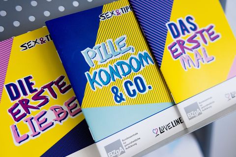 23 Prozent der 16-Jährigen haben laut Umfrage schon Geschlechtsverkehr gehabt - bei der Vorgängerstudie 2019 waren es noch 34 Pr