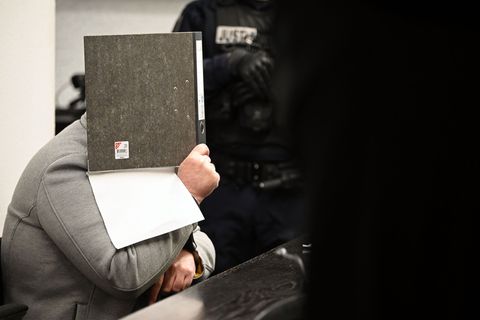 Der italienische Angeklagte streitet alle Beziehungen zur Mafia ab. (Archivbild) Foto: Katharina Kausche/dpa