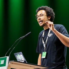 Der Grüne-Jugend-Chef Luis Bobga sorgte mit einer Beschimpfung des bayerischen Ministerpräsidenten Markus Söder für Rücktrittsfo