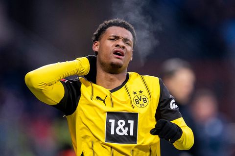 Julien Duranville verlässt den BVB für ein halbes Jahr in Richtung Basel. (Archivbild) Foto: David Inderlied/dpa