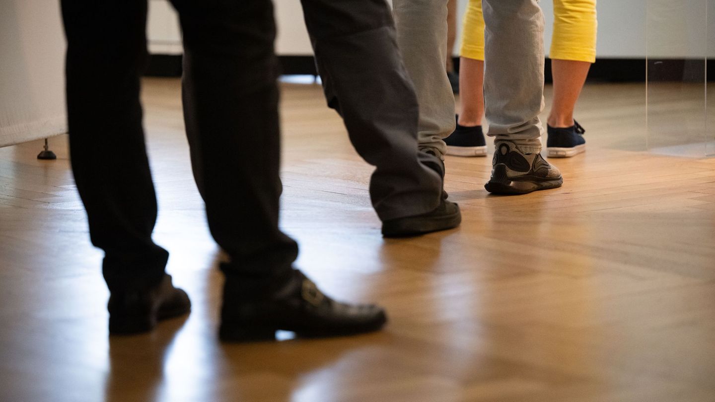 In vielen ambulanten Arztpraxen in Berlin sind die Wartezeiten schon heute lang. (Symbolbild) Foto: Sebastian Christoph Gollnow/