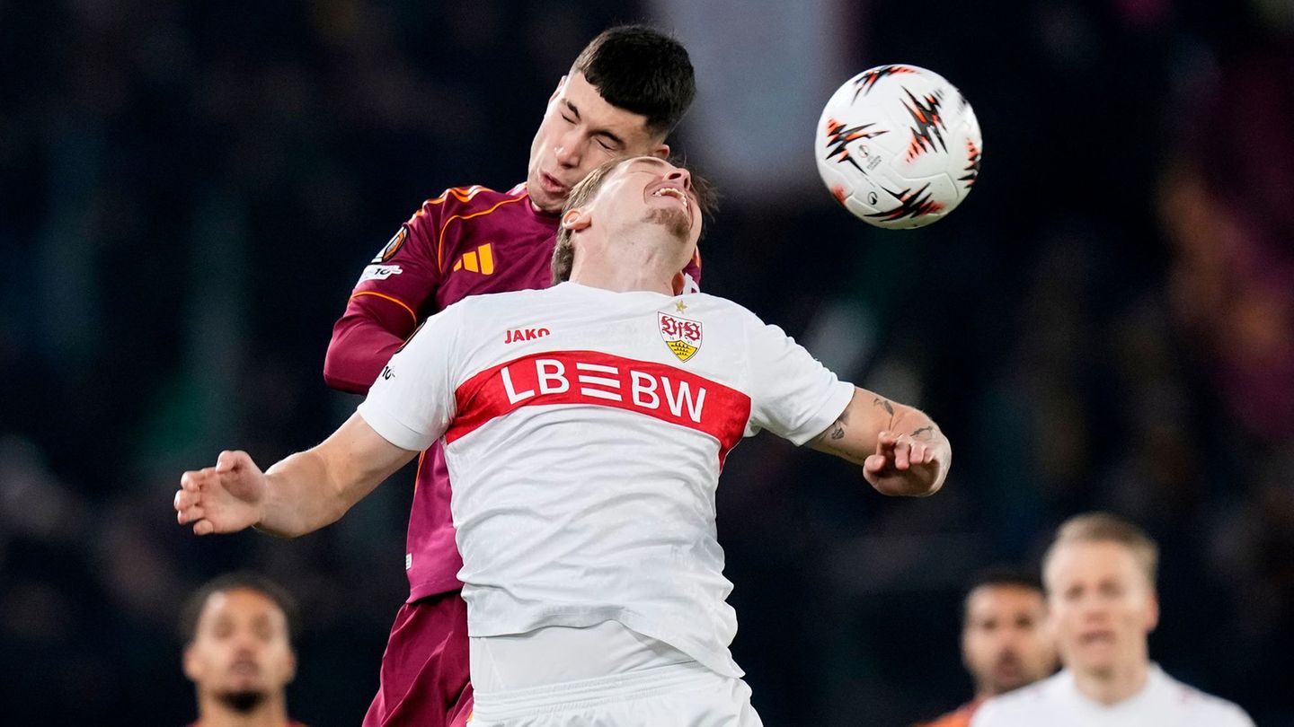 Vergeblich gestreckt: Stuttgarts Ramon Hendriks (vorn). Foto: Gregorio Borgia/AP/dpa