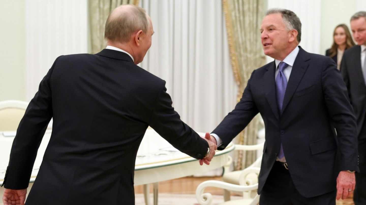 Witkoff (r.) und Putin in Moskau