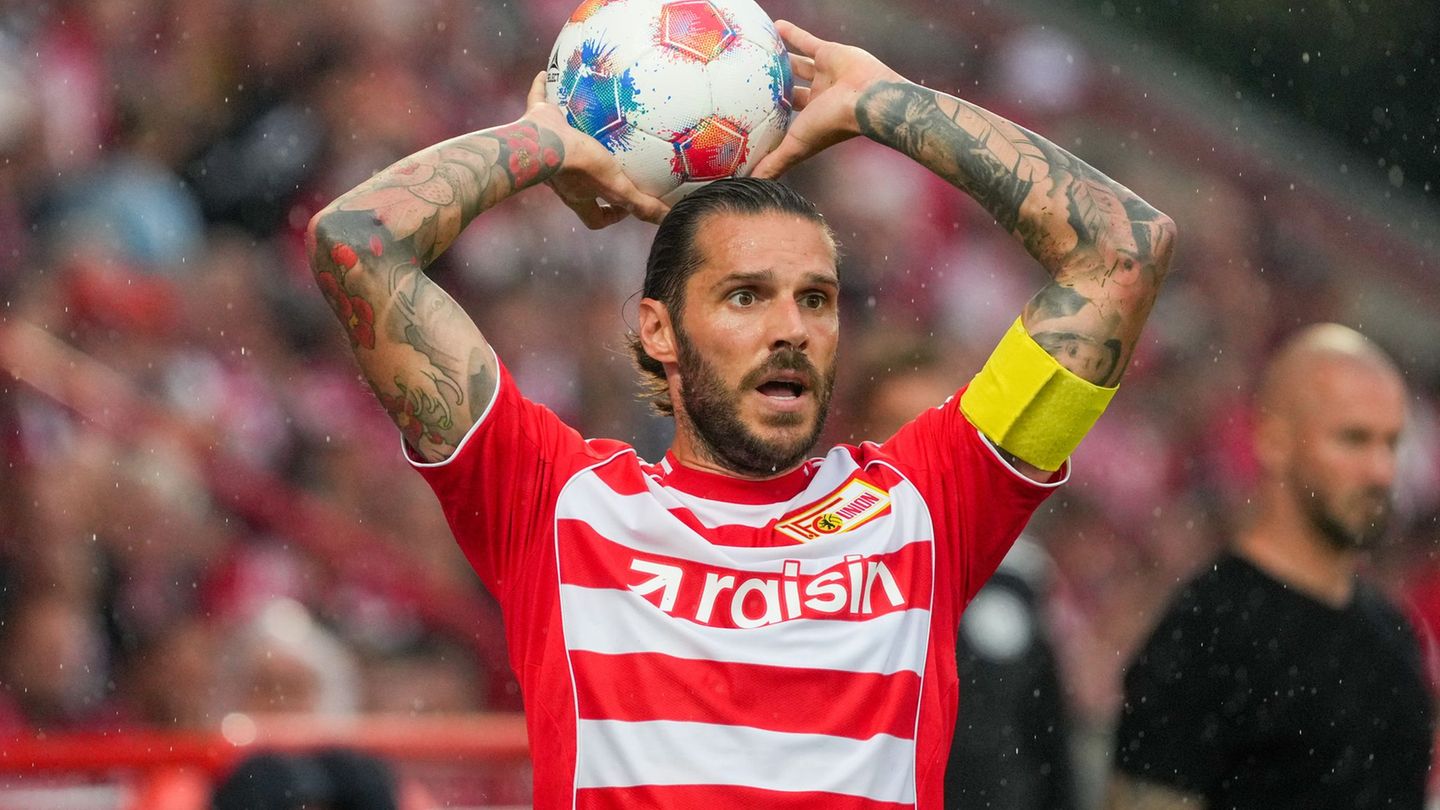 Der Österreicher bleibt den Eisernen treu. (Archivbild) Foto: Soeren Stache/dpa