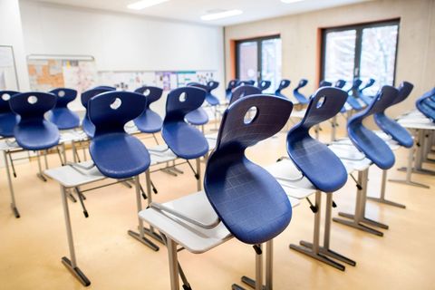 In der Grafschaft Bentheim wechseln am Freitag alle allgemeinbildenden Schulen in den Distanzunterricht. (Symbolbild) Foto: Hauk