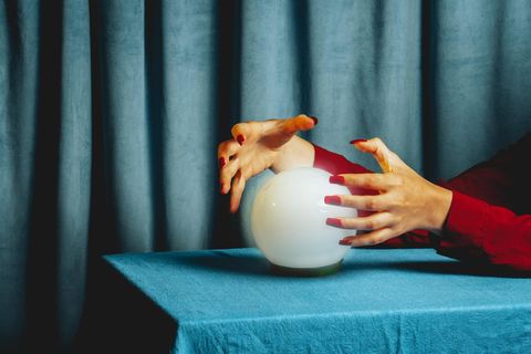 In Russland sind Hexen und Schamanen sehr beliebt - auch im TV