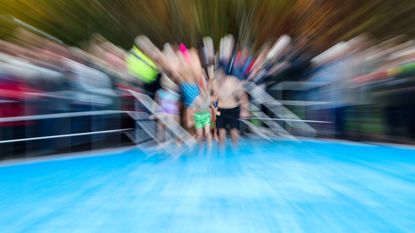 Das Land stellt 25 Millionen für Freibäder zur Verfügung. (Symbolbild) Foto: Frank Molter/dpa