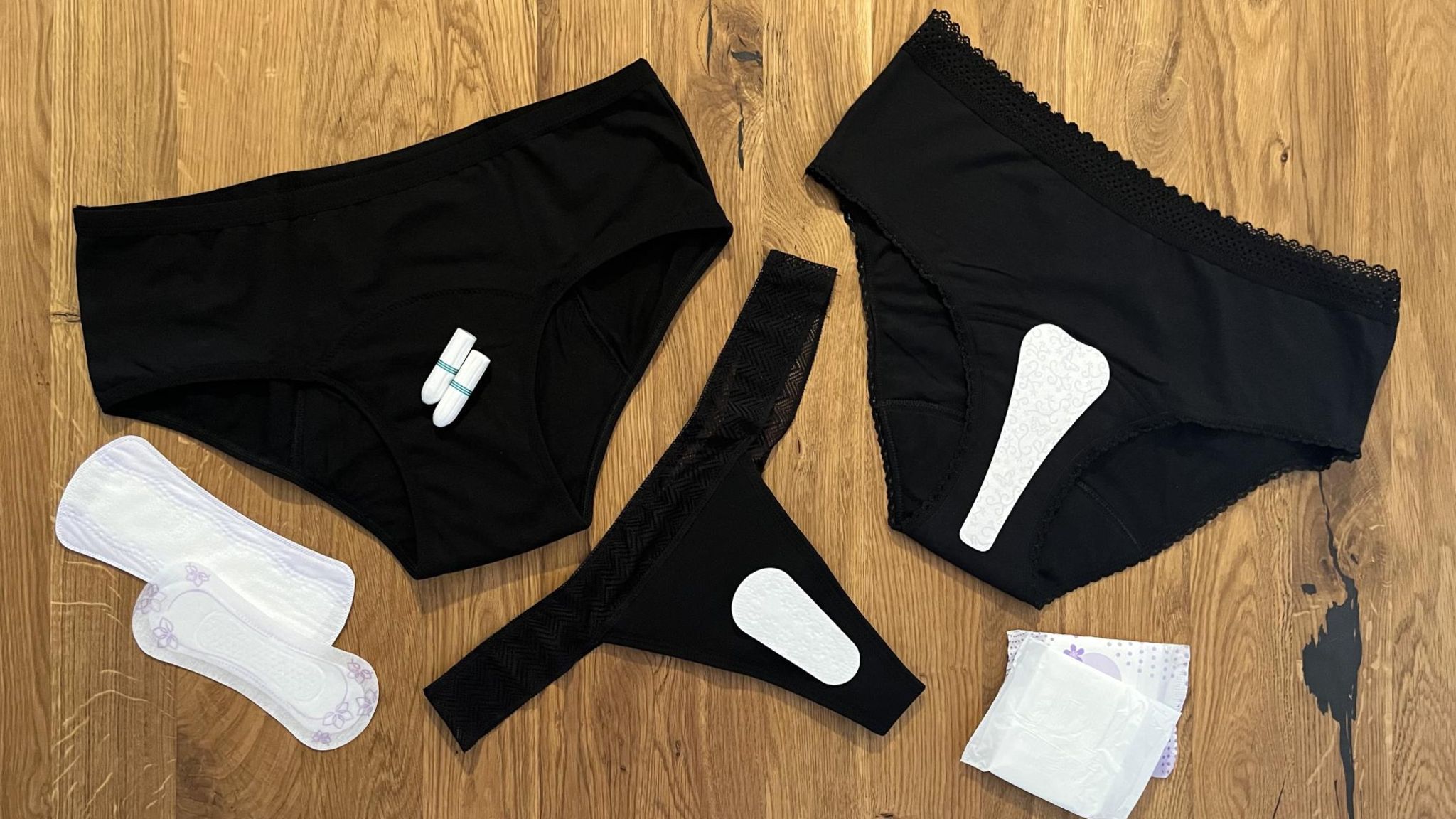 Periodenunterwäsche verschiedener Hersteller
