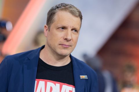 In der Vergangenheit sei er schon mal fremdgegangen, sagt der Komiker. Foto: Rolf Vennenbernd/dpa