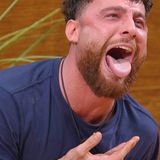 Besser schlägt sich Umut Tekin: Er bekommt vier Schnecken serviert, die er tapfer herunterwürgt