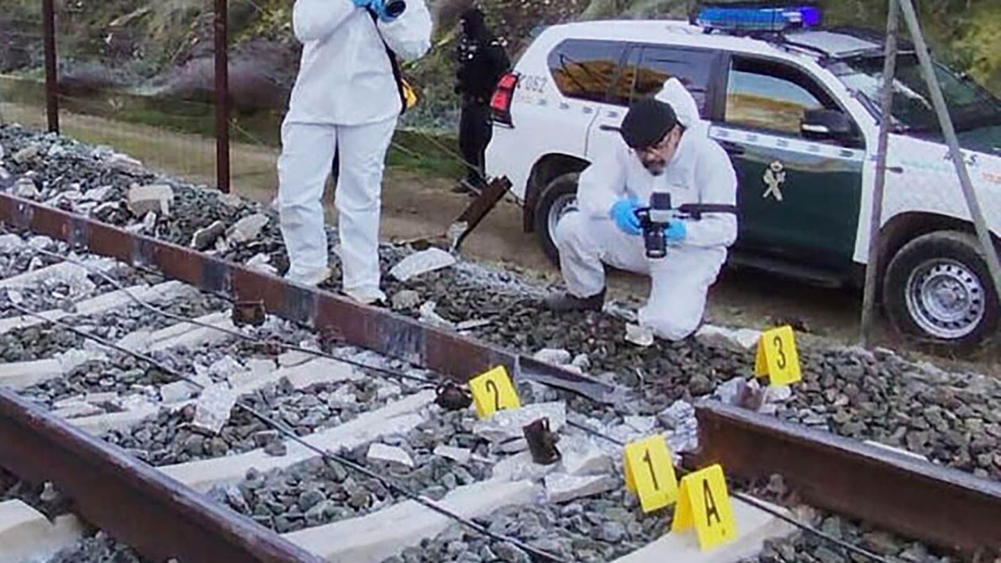 Untersuchungskomission: Kaputte Schiene als mögliche Ursache für Zugunglück in Spanien