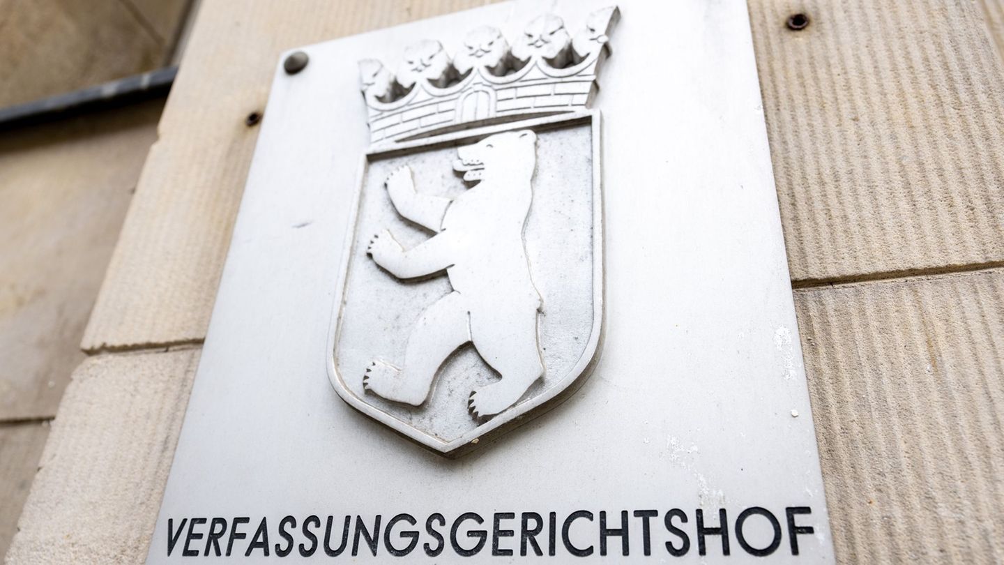 Berlins oberstes Gericht hat den Ausschluss eines AfD-Abgeordneten von einer Sitzung im Abgeordnetenhaus für unrechtmäßig erklär