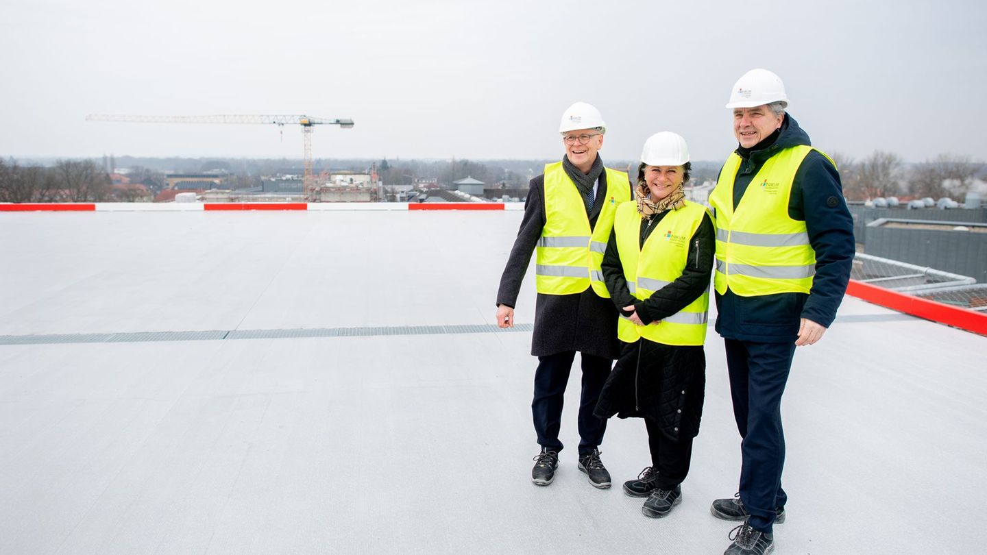 Rettungshubschrauber sollen ab Mitte 2027 auf dem Dach des neuen Herz-Notfall-Zentrums in Oldenburg landen. Foto: Hauke-Christia
