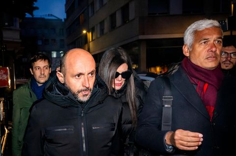 Die Besitzer der Bar "Le Constellation" in Crans-Montana, Jacques (l.) und Jessica Moretti