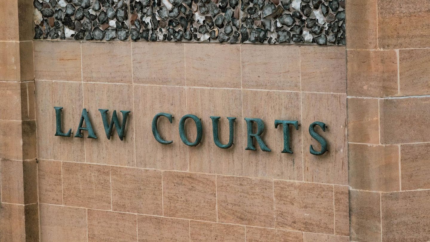 Erinnerung an Fall Pelicot: Ex-Frau über 13 Jahre lang vergewaltigt: Brite bekennt sich schuldig