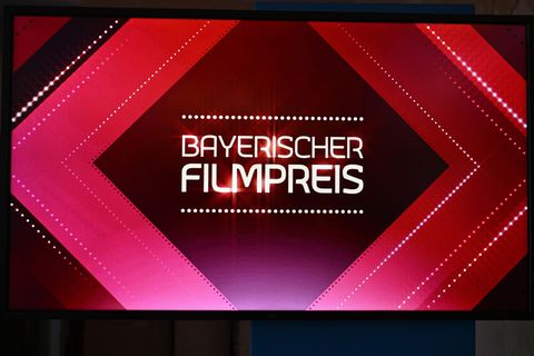 Der Bayerische Filmpreis würdigt bekannte und neue Talente. (Archivbild) Foto: Felix Hörhager/dpa