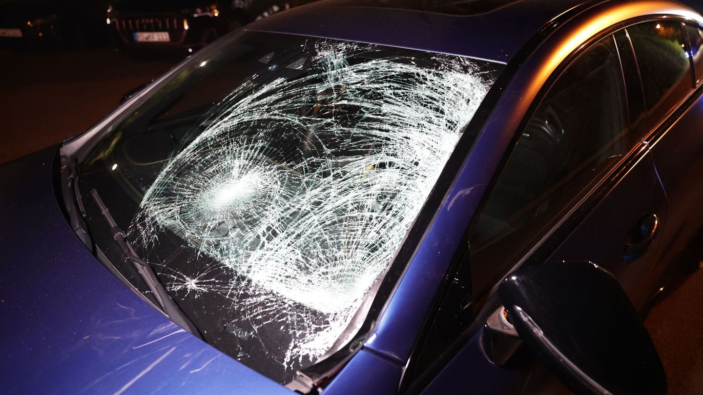 Spuren des Aufpralls. (Archivbild) Foto: David Young/dpa