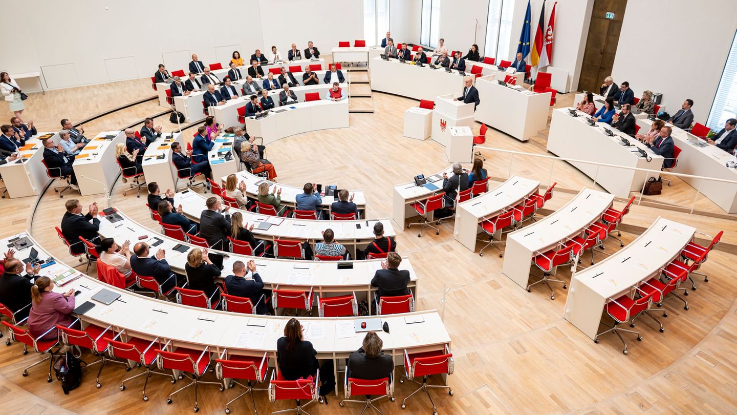 Auch im vergangenen Jahr sind wieder mehrere Ordnungsrufe vergeben worden. (Archivbild) Foto: Fabian Sommer/dpa