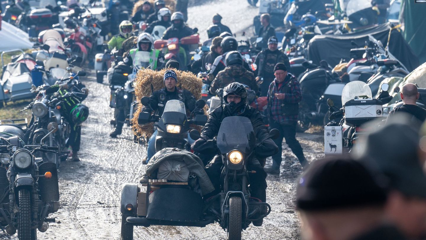 Teilnehmer des Elefantentreffens in Thurmansbang im vergangenen Jahr. Das alljährliche Motorradfestival im Bayerischen Wald wird