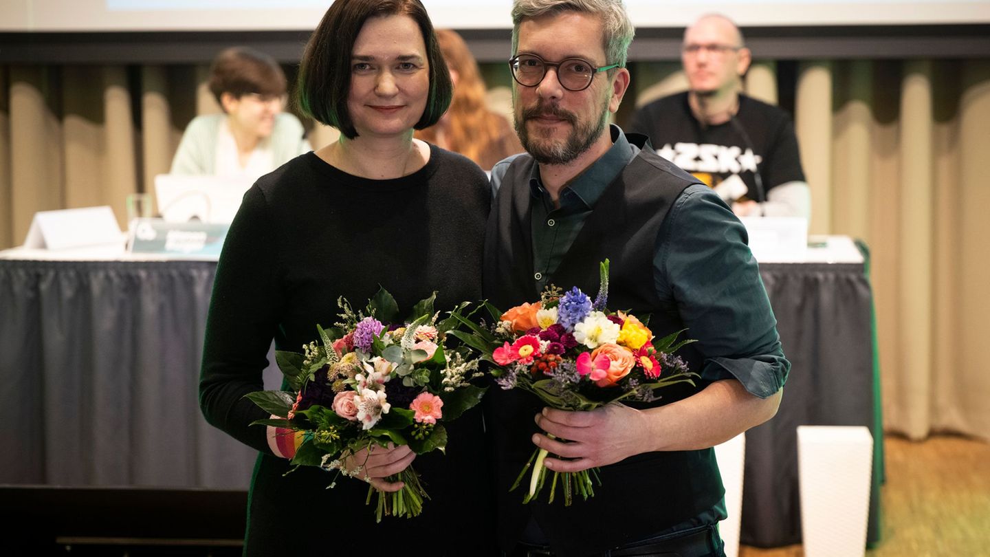 Claudia Müller und Ole Krüger sind das neue Spitzenduo der Grünen in Mecklenburg-Vorpommern. Foto: Philip Dulian/dpa