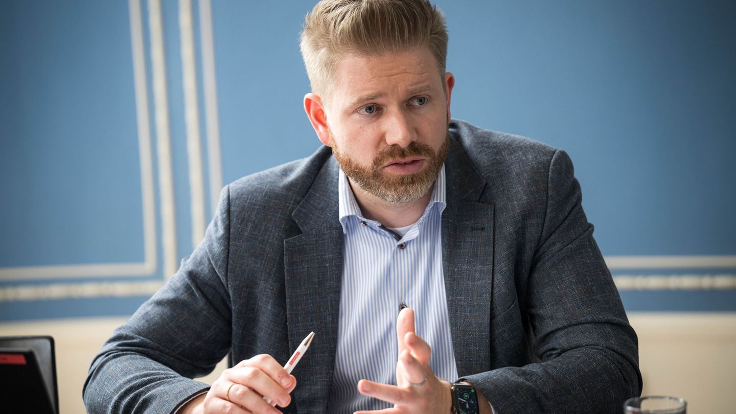 Bremer Staatsschutz ermittelt: Farbattacke auf Haus des Bremer Verfassungsschutzchefs