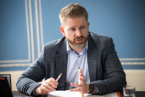 Auf das Privathaus von Thorge Koehler, dem Leiter des Bremer Landesamtes für Verfassungsschutz, wurde mit Farbe angegriffen. (Ar