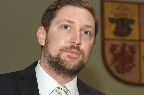 Der Jurist und Hochschullehrer Jakob Schirmer führt als Spitzenkandidat die FDP in den Landtagswahlkampf 2026. (Archivbild) Foto