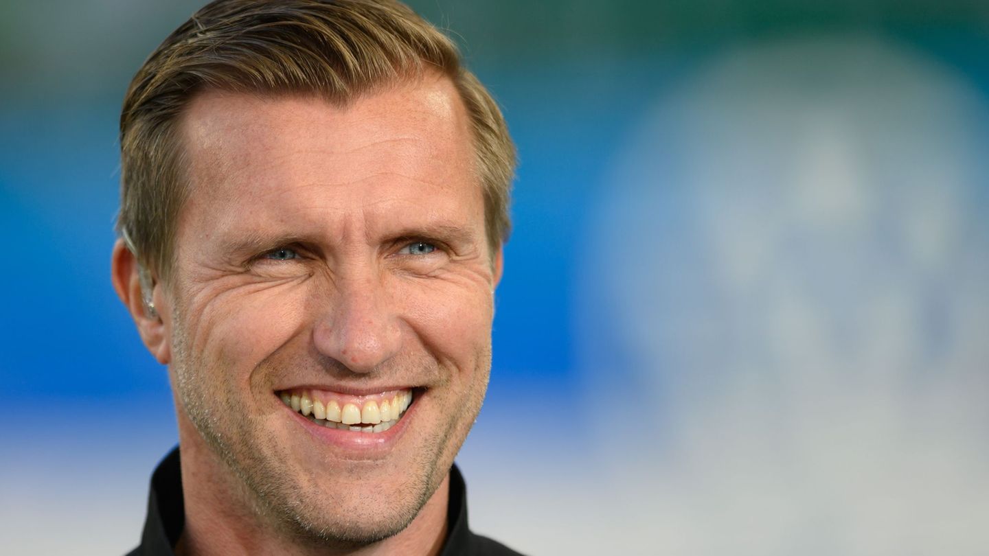 Fußball-Bundesliga: Krösche auf Trainersuche: Eintracht ist supersexy