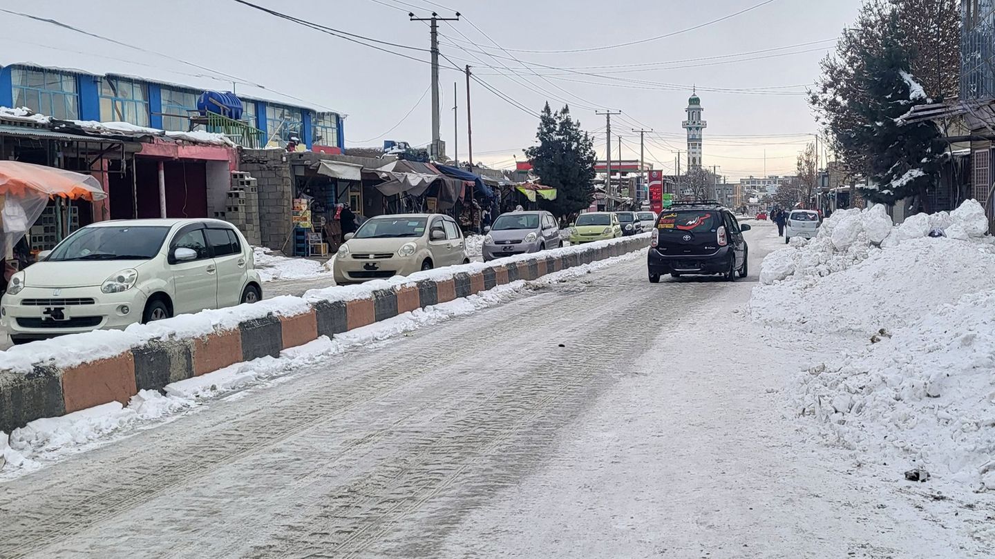 Tote-nach-Schneef-llen-Dutzende-Tote-und-Verletzte-nach-Schneef-llen-in-Afghanistan