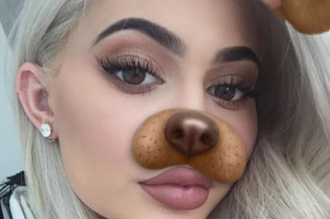 2016 Kylie Jenner mit Hundefilter