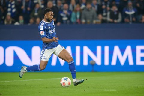 Moussa Sylla steht vor einem Abschied aus Gelsenkirchen. (Archivbild) Foto: Bernd Thissen/dpa