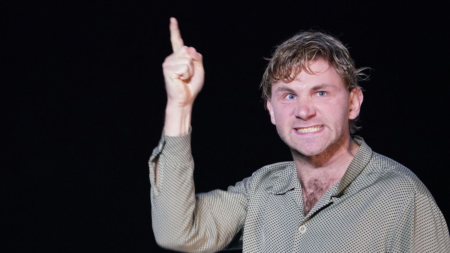 Der Schauspieler Paul Behren erhält den Ulrich-Wildgruber-Preis. (Archivbild) Foto: Marcus Brandt/dpa