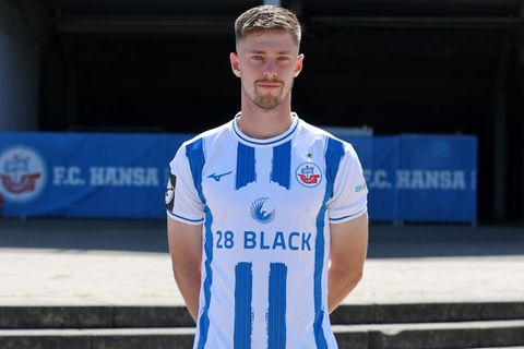 Hansa-Torschütze Jonas Dirkner. Foto: Bernd Wüstneck/dpa
