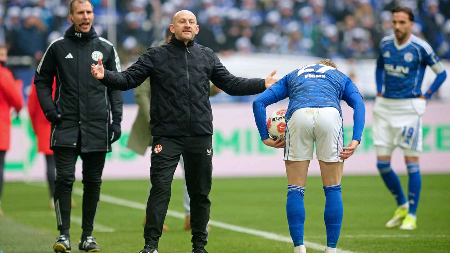 Kaiserslauterns Coach Torsten Lieberknecht haderte nach dem 2:2 auf Schalke. Foto: Bernd Thissen/dpa