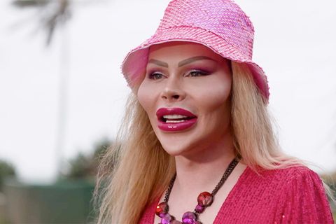 Dschungelcamp: OP-"Barbie" Mast erobert Dschungel – ohne im Camp zu sein