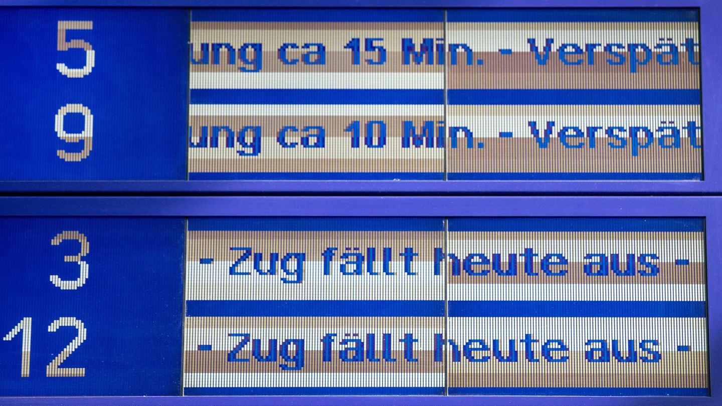 Pendler sollten sich informieren. (Symbolbild) Foto: Christoph Reichwein/dpa