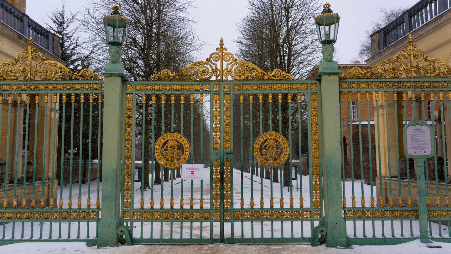 Auf Grund der Witterungsverhältnisse hat die Stiftung Preußische Schlösser und Gärten Berlin-Brandenburg die Parks und Gärten ge