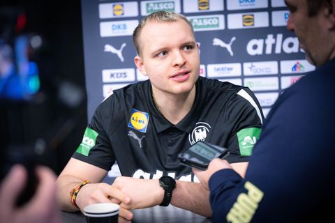 Keine Angst vor Dänemark: Handball-Nationalspieler Justus Fischer glaubt an einen deutschen Sieg. Foto: Sina Schuldt/dpa