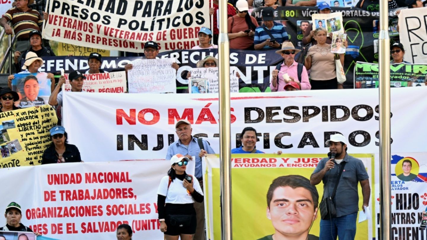 Proteste gegen die Regierung in San Salvador