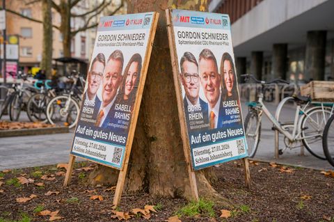 Ein Wahlkampf-Termin der rheinland-pfälzischen CDU in Hessen sorgt für Spott der SPD. Foto: Andreas Arnold/dpa
