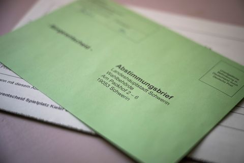 Über 30.000 Menschen beteiligten sich an dem Bürgerentscheid in Schwerin. (Symbolbild) Foto: Philip Dulian/dpa