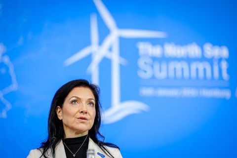 Bundeswirtschaftsministerin Reiche sieht die Notwendigkeit für mehr Vollzeitjobs. Foto: Kay Nietfeld/dpa