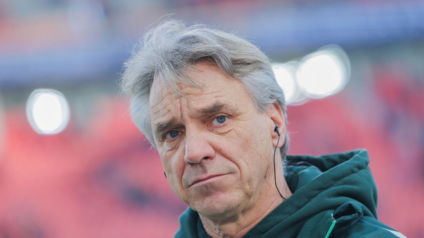 Unter Druck: Werder-Trainer Horst Steffen. Foto: Rolf Vennenbernd/dpa