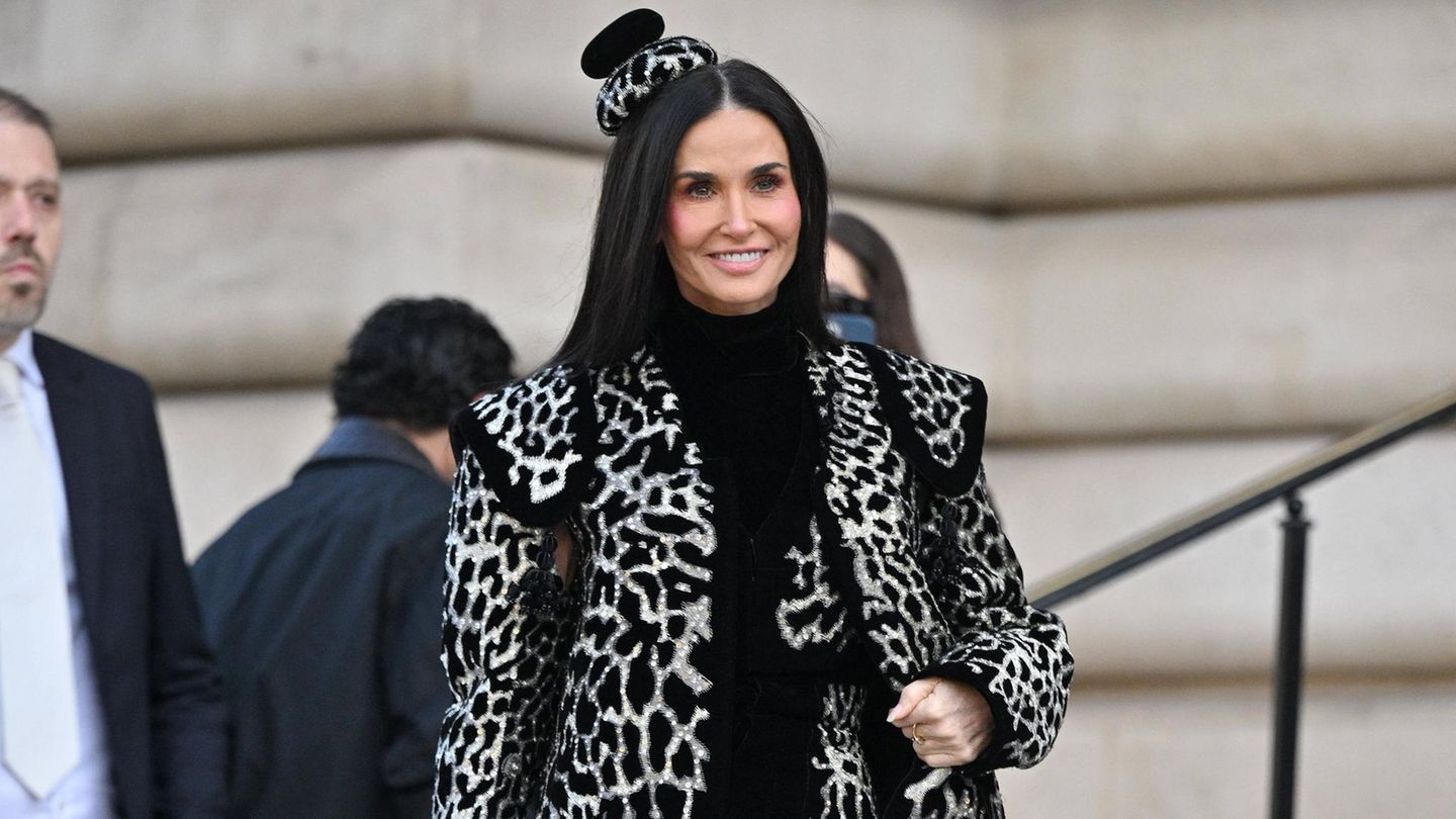 Haute Couture Demi Moore