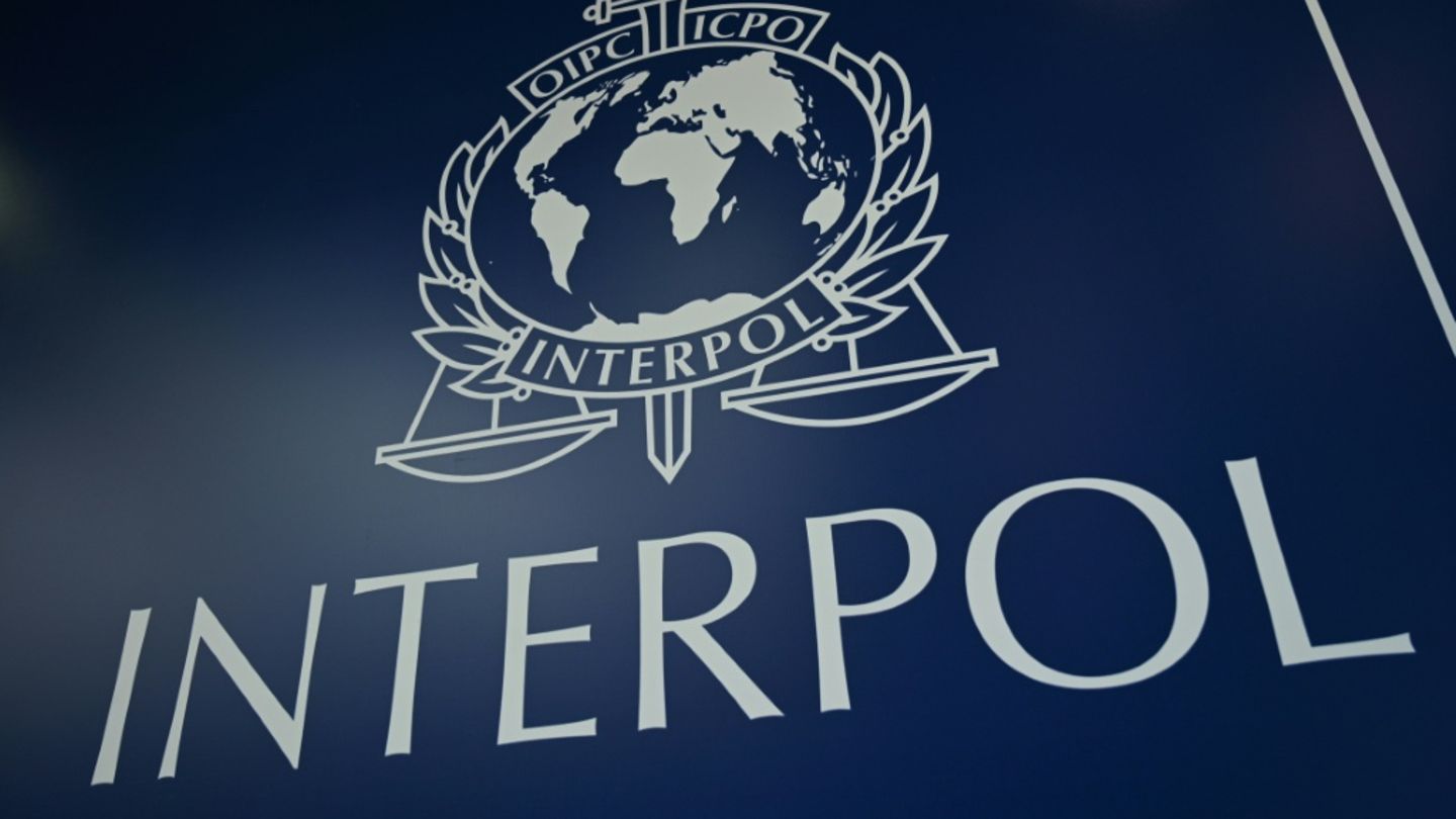 Logo von Interpol