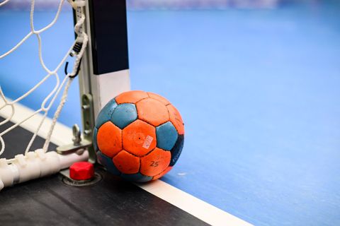 Die HSG Wetzlar hat einen neuen Rechtsaußen verpflichtet. (Symbolbild) Foto: Tom Weller/dpa